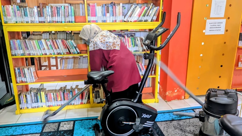Perpustakaan MAN 3 Sleman Turut Sukseskan Program GEMILANG dengan Aksi Bersih Perpustakaan